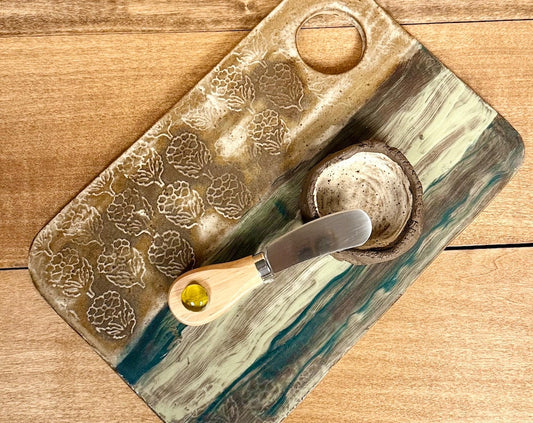 Charcuterie board with bowl for fig jam